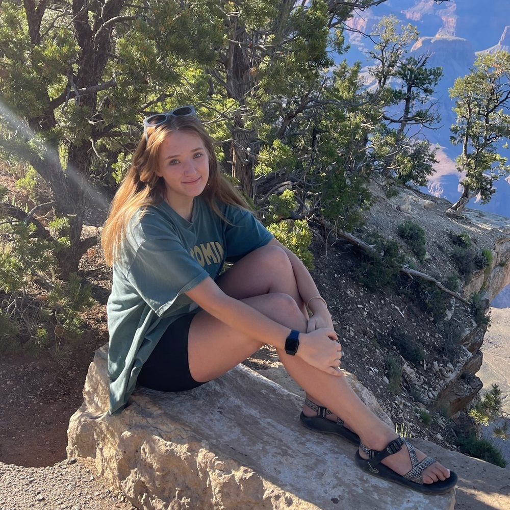 Meet your Posher, Korinne